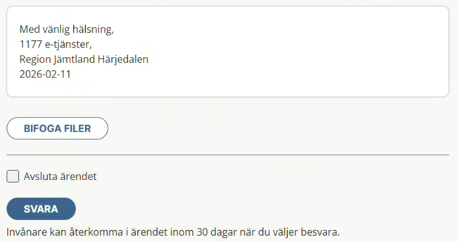 Skärmbild som visar en svara-knapp med en kryssruta ovanför där det står Avsluta ärendet